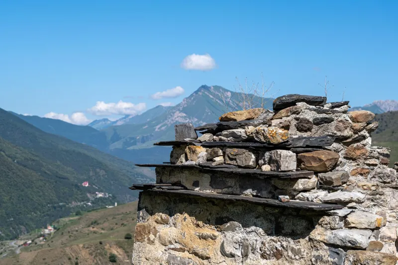 Cendres et mémoire : décrypter les foyers anciens qui hantent les Pyrénées sauvages